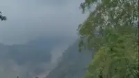 Viral Gunung Ranaka Longsor (Istimewa)