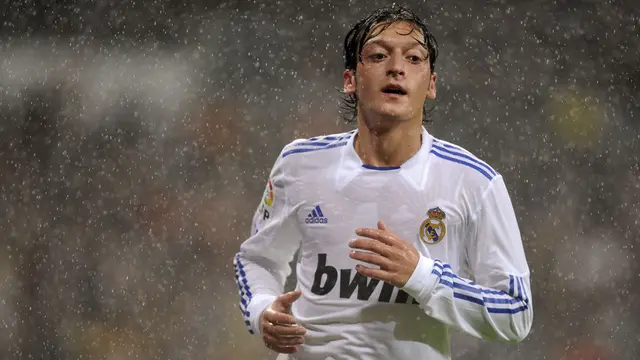 Foto: Sebelum Martin Odegaard, 5 Pemain Top yang Pernah Berseragam Arsenal dan Real Madrid