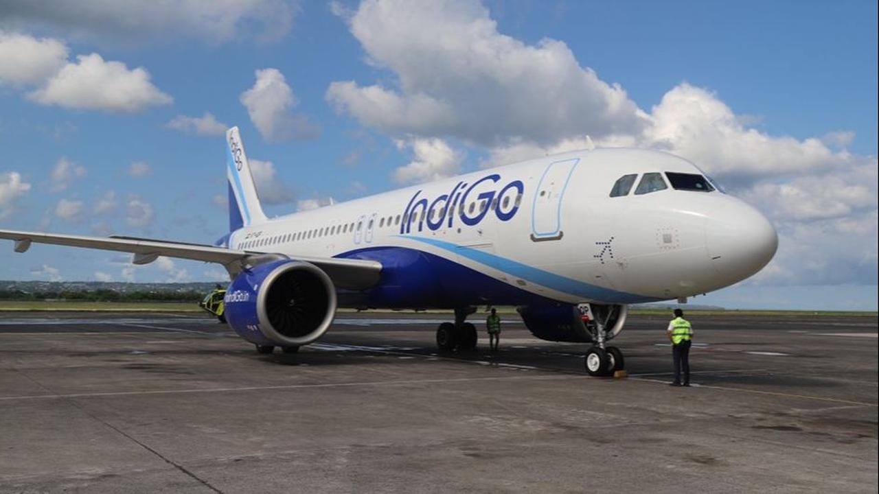 Indigo Airlines dari India Mendarat Perdana di Bandara Ngurah Rai Bali