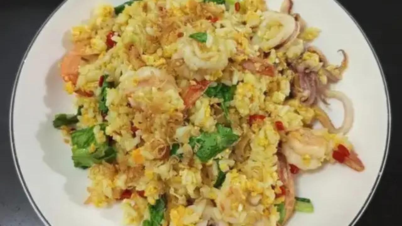 3 Resep Nasi Goreng Kunyit untuk Jadi Menu Bekal Lezat dan Praktis