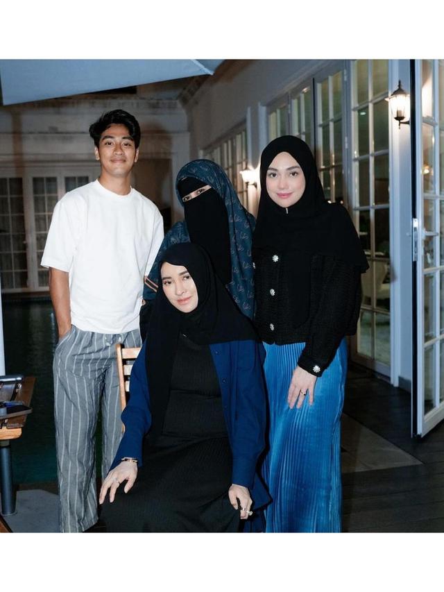 7 Potret Celine Evangelista Sibuk Kerja di Tengah Stefan William Umumkan Punya Anak