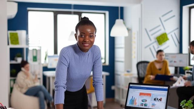 Ilustrasi rekan bisnis