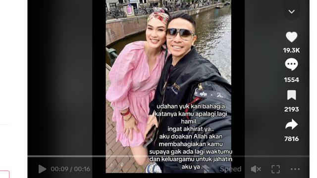 Stevie Agnecya Meninggal Dunia, Sempat Ungkap Dikirimi Santet. Foto: tangkapan layar Tiktok steviagnecya15.