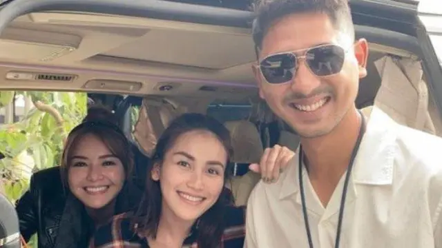 Potret 7 Artis Jadi Fans Berat Arya Saloka, Ada yang Histeris saat Bertemu
