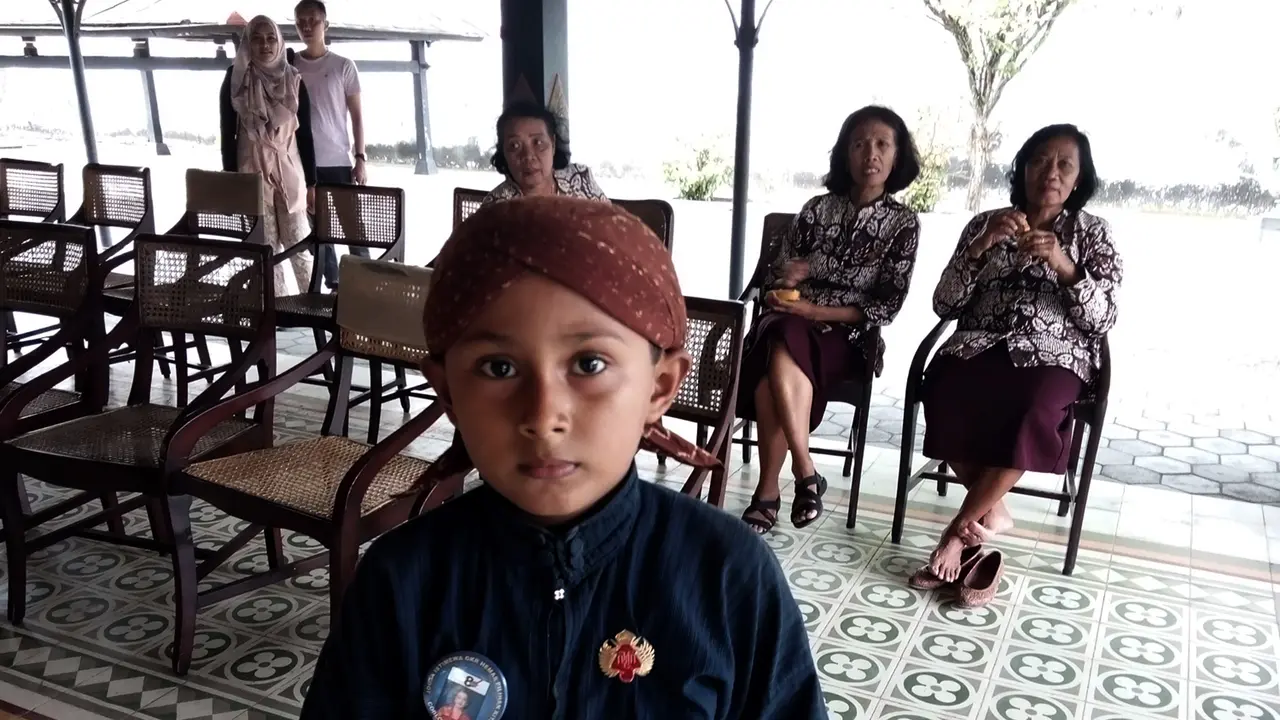 Abdi Dalem Cilik