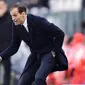 Pelatih Juventus, Massimiliano Allegri, saat pertandingan melawan Udinese pada laga Serie A di Stadion Allianz, Minggu (11/3/2018). Juventus menang 2-0 atas Udinese. (AP/Alessandro di Marco)