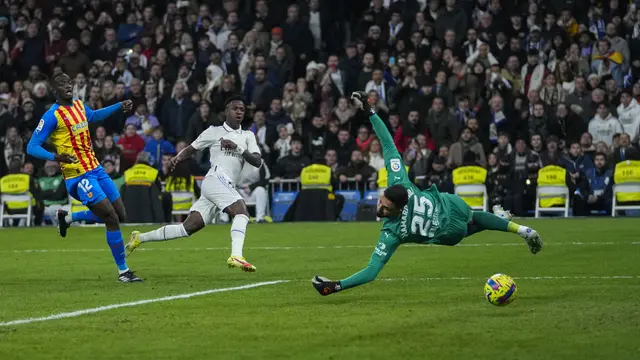 Diwarnai Kartu Merah, Real Madrid Bungkam Valencia di La Liga Spanyol