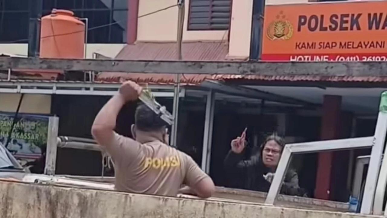 Pria Gondrong Mengamuk Cari Mobilnya di Polsek, Bawa Besi dan Obeng Ancam Tikam Polisi