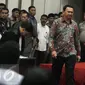  Gubernur DKI Jakarta non aktif Basuki T Purnama saat menjalani sidang ke-9 kasus dugaan penistaan agama di PN Jakarta Utara, Selasa (7/2). (Liputan6.com/Isra Triansyah/Pool)