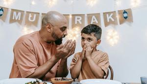 Kumpulan Hadits tentang Birrul Walidain (Photo by Timur Weber via Pexels)