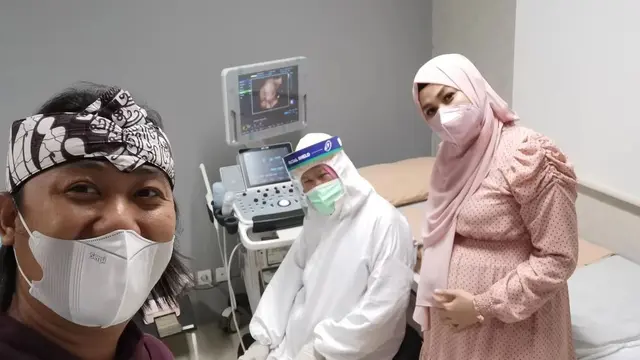 6 Potret Ade Jigo dan Irene Dikaruniai Anak Pertama, Berjenis Kelamin Laki-Laki