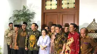 Pimpinan MPR mendatangi kediaman Presiden ke-5 RI Megawati Soekarnoputri di Jalan Teuku Umar, Jakarta Pusat, Kamis (10/10/2019). (Liputan6.com/Delvira Hutabarat)