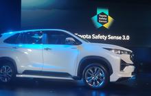 Sebelum Membeli, Simak Spesifikasi dan Harga Toyota Innova Zenix 2.0 Hybrid 2025