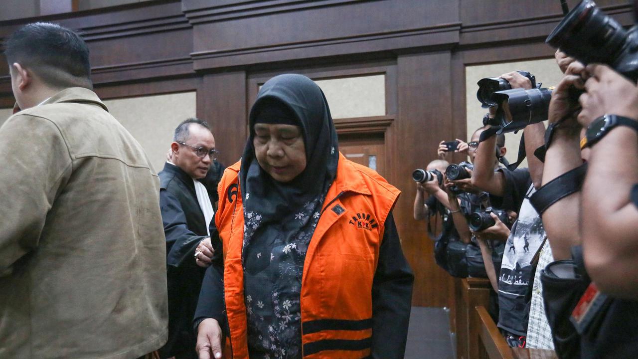 FOTO: Dua Eks Petinggi Pertamina Divonis 4,5 dan 3,5 Tahun dalam Kasus Korupsi LNG