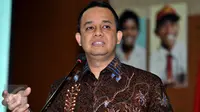  Menteri Pendidikan dan Kebudayaan Anies Baswedan memberi keterangan pers terkait satu tahun kempemimpinannya, Jakarta, (19/10/2015). 