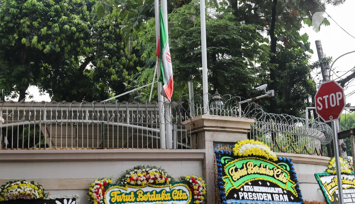 Kantor berita Iran, IRNA, mengungkap penyebab jatuhnya heli yang ditumpangi Presiden Ebrahim Raisi. (Liputan6.com/Herman Zakharia)