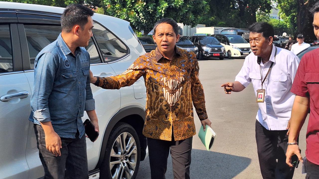 Menhut Raja Juli Antoni Masuk 10 Menteri Berkinerja Baik, Kemenhut Berterimakasih Kepada Publik