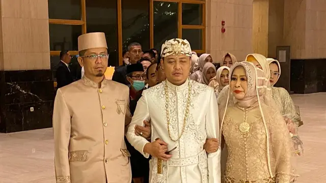 Agung Nugroho Suami Kiki Amalia