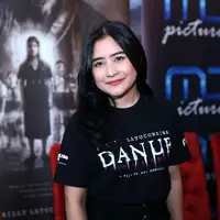 Pemeran Prilly Latuconsina usianya telah menginjak 20 tahun. Ia mengaku masih jomblo alias belum punya pacar. Tapi untuk sekarang ini, ia mengaku masih ingin fokus pada kariernya. (Nurwahyunan/Bintang.com)