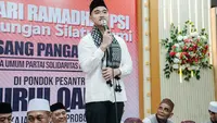 Berbuka Puasa di Ponpes Nurul Qadim Probolinggo, Kaesang Disuguhi Sate