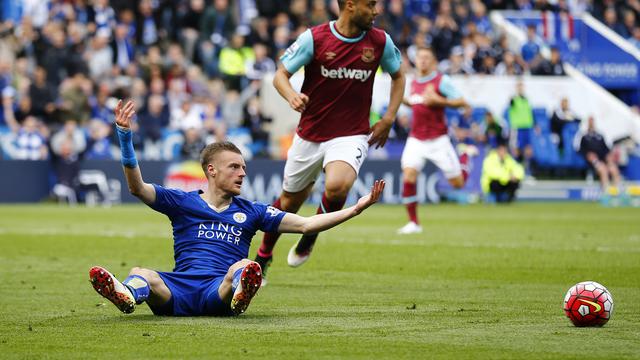 Tunjuk Muka Wasit Vardy Terancam Tambahan Hukuman Inggris Bola Com