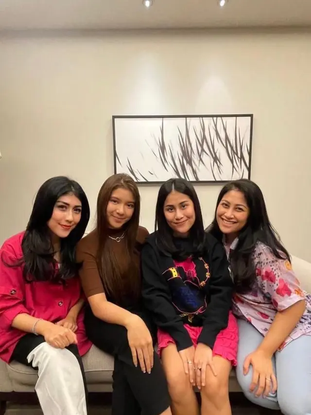 6 Potret Kebersamaan Tiara Andini dan Kakak Alshad Ahmad, Sudah Dapat Restu