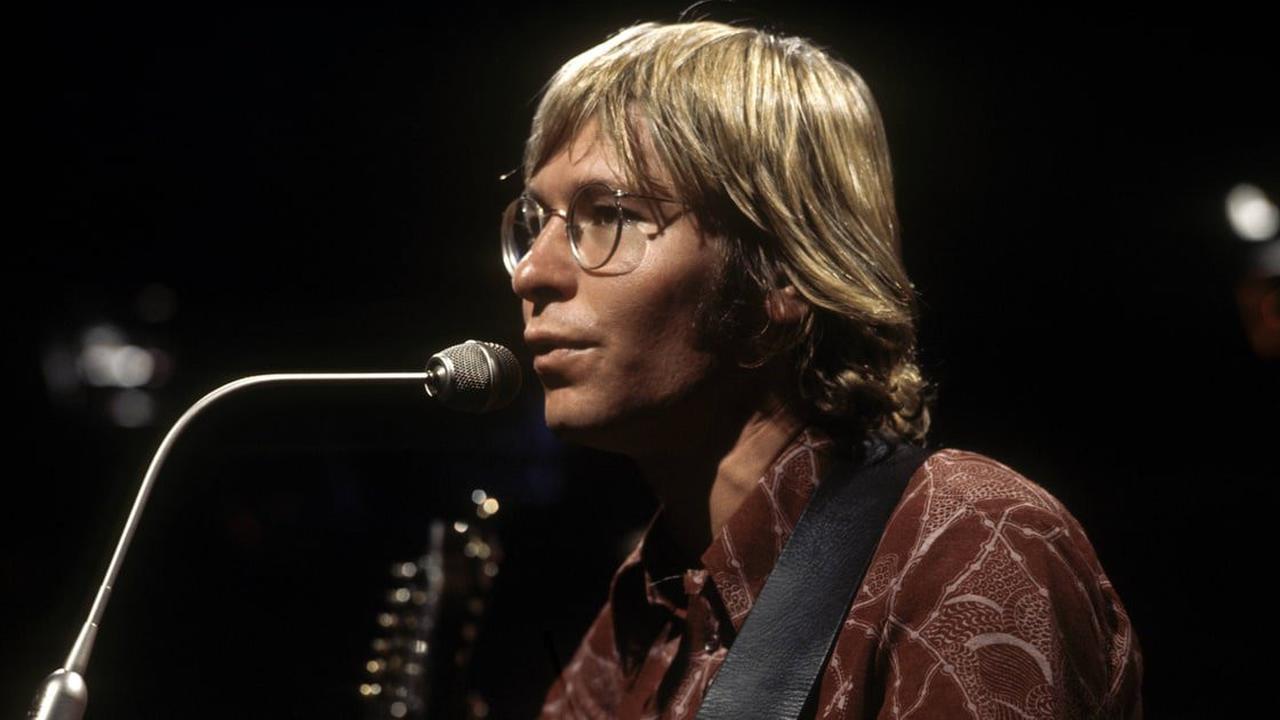 Country Road Lyrics: How the Song Can Be So Iconic and Nostalgic