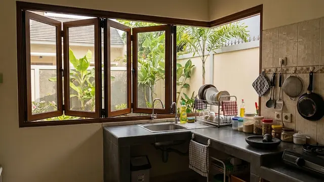 Ide Ventilasi Jendela Dapur