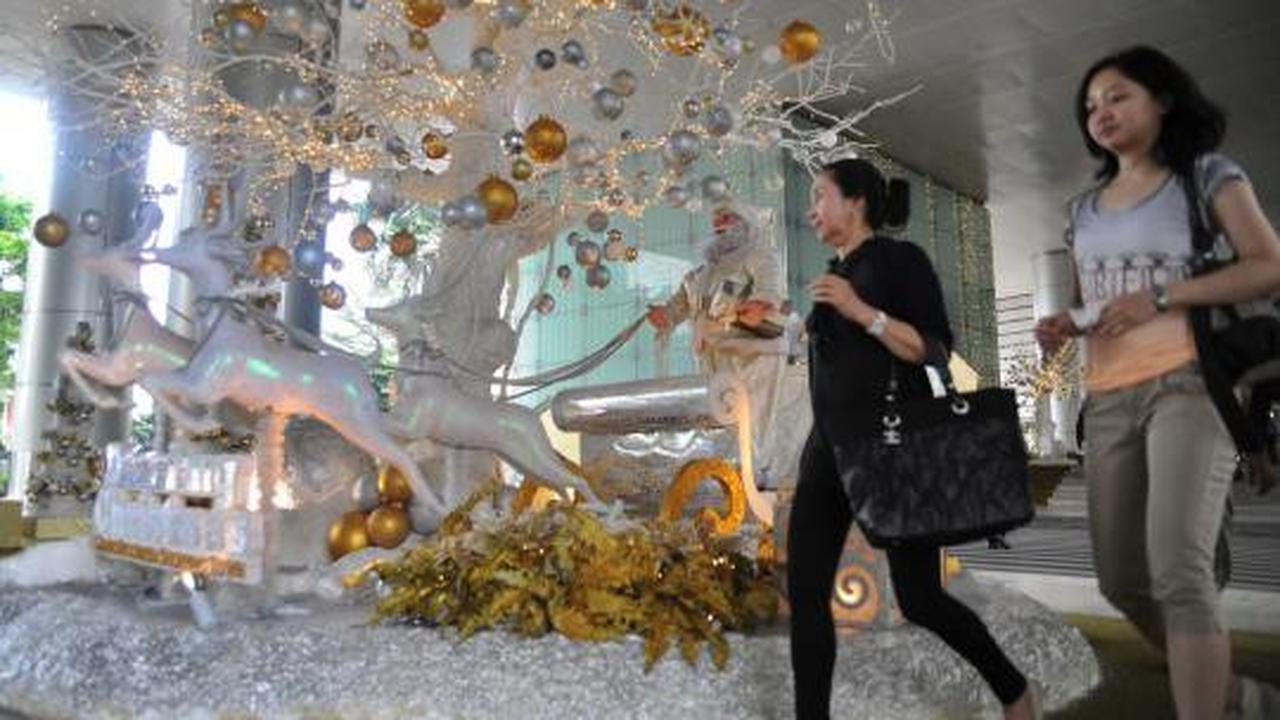 Pernak-pernik Natal hiasi Mal Grand Indonesia