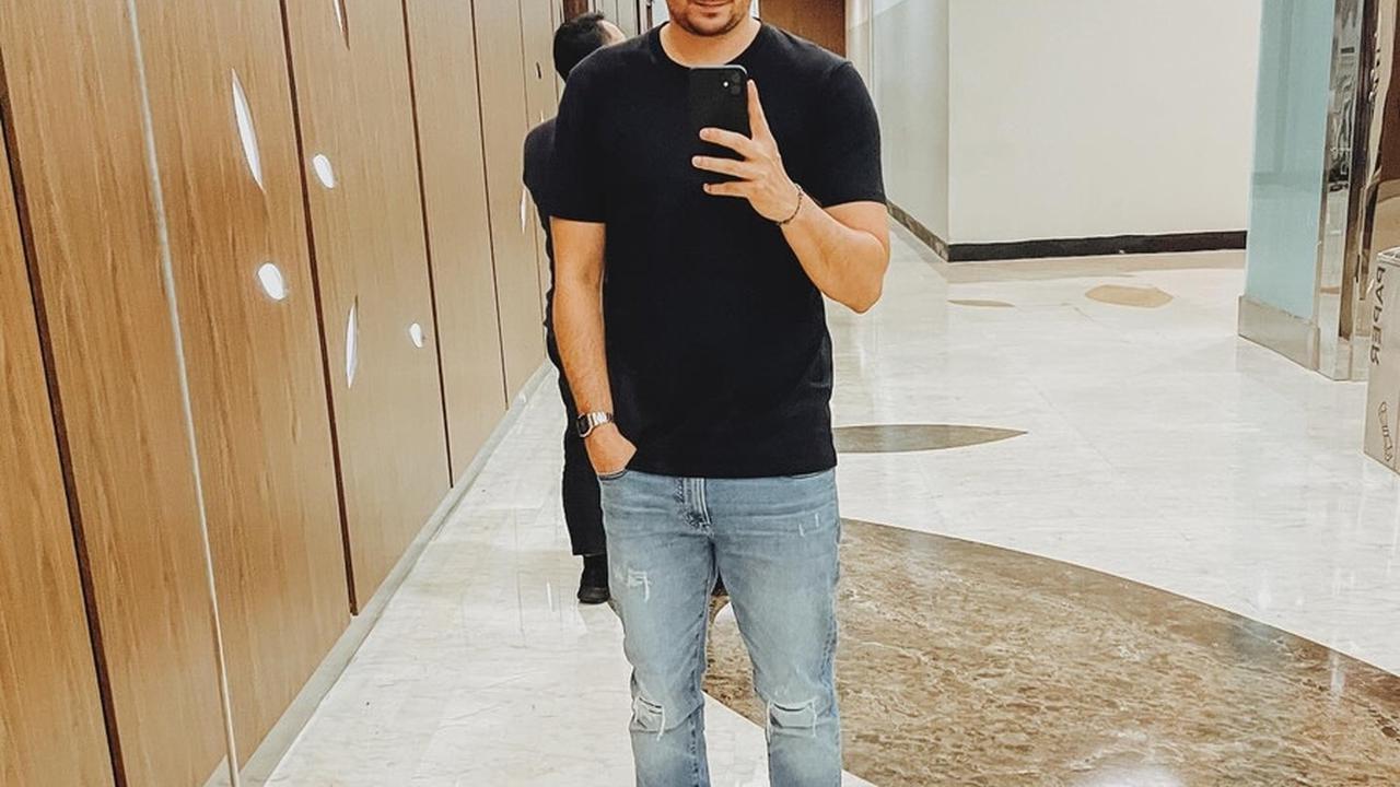 Andrew Andika Akhirnya Bebas dari Rehabilitasi, Teuku Dewi Turut Menjemput Suaminya