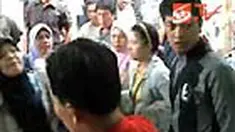 Sidang sengketa tanah perkebunan di PN Padang Sidempuan, Sumut, ricuh. Keluarga terdakwa kecewa dengan putusan hakim yang menjatuhkan vonis satu tahun penjara terhadap terdakwa. 
