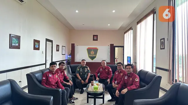 Pertemuan DPW Ratu Prabu Sulsel dan Divif 3 Kostrad (Liputan6.com/Fauzan)