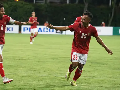 Timnas Indonesia mengawali langkahnya di Turnamen Piala AFF 2020 dengan kemenangan 4-2 atas Kamboja di Grup B, Kamis (9/12/2021). Pelatih Shin Tae-yong menyoroti penampilan pasukannya yang dinilai menganggap remeh Kamboja usai unggul 3-0 terlebih dahulu. (Dok. PSSI)