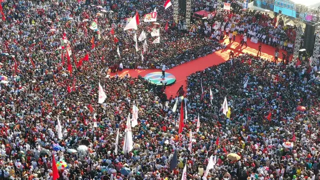 Kampanye Jokowi di Batam Dipadati Ribuan Pendukung