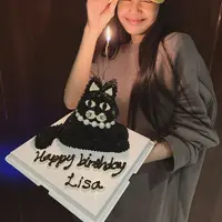 Melihat kado ulang tahun Lisa BLACKPINK dari Celine dan Bvlgari (@lalalalisa_m)