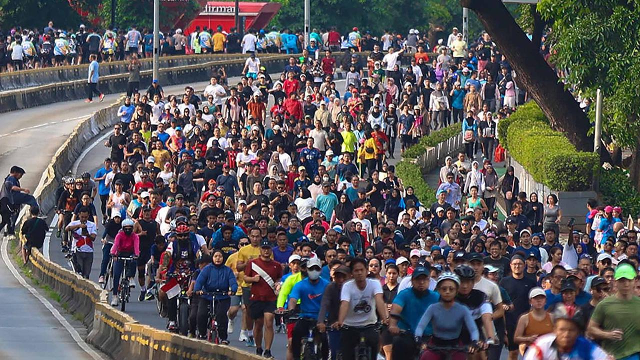 FOTO: CFD Jakarta Kembali Bergairah, Warga Sesalkan Aksi Demonstrasi Anarkis