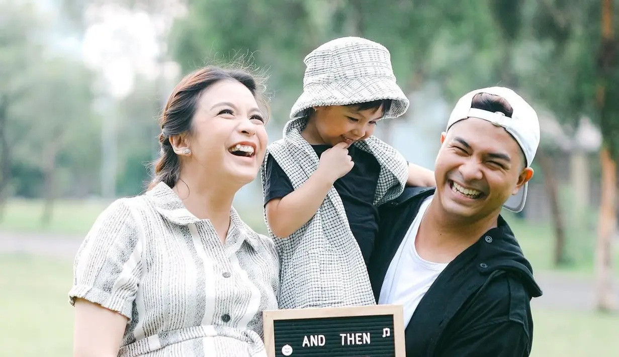 Glenn Alinskie dan Chelsea Olivia. [Foto: Instagram/glennalinskie]