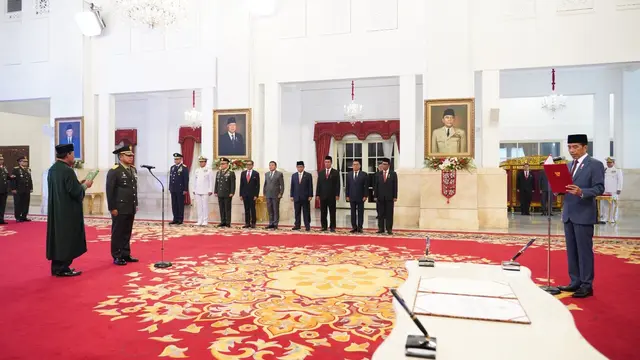 Jenderal TNI Agus Subiyanto dilantik Presiden Jokowi sebagai Kepala Staf Angkatan Darat (KSAD) di Istana Negara, Jakarta, Rabu (25/10/2023) (tniad.mil.id)