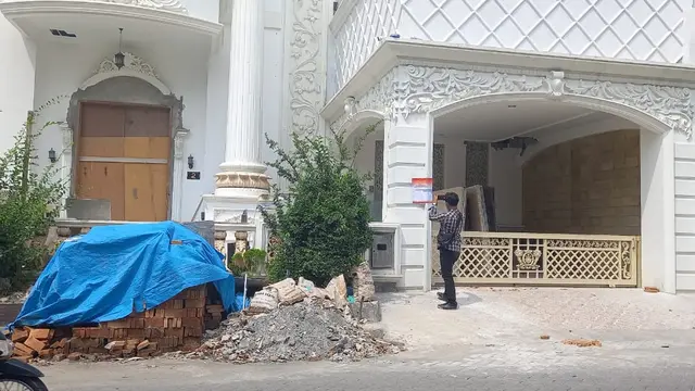 Rumah Indra Kenz disegel Bareskrim Polri