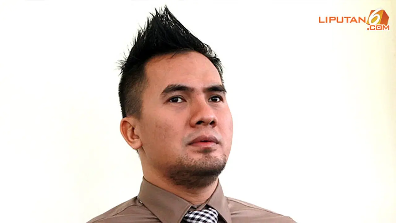 saiful-jamil---kemeja-130501b.jpg