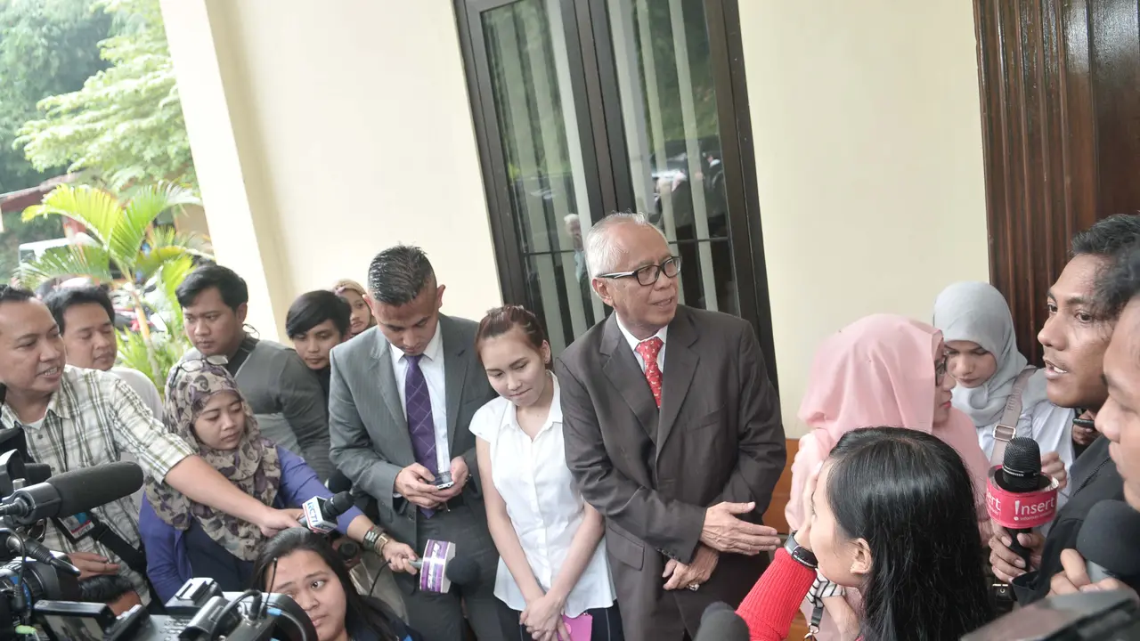 Enji Tak Datang Sidang, Ini Reaksi Ayu Ting-Ting