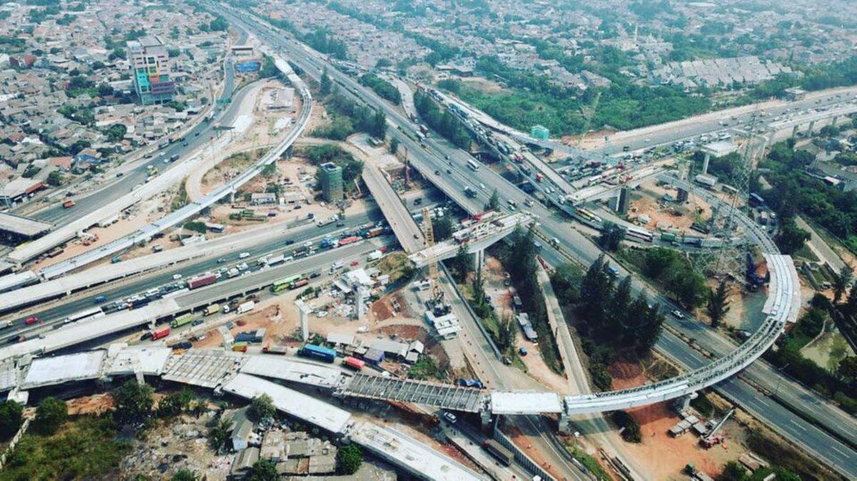 Jalan Tol Jakarta-Cikampek II (Elevated) merupakan ruas jalan tol yang membentang dari Cikunir hingga Karawang Barat