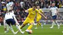 Inggris mendominasi pertandingan ini. Hingga menit ke-70, Inggris telah melepaskan 12 tembakan dengan lima di antaranya mengarah ke gawang Ukraina. (AP Photo/Alastair Grant)
