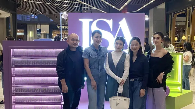 Valencia Tanoesoedibjo Luncurkan Isago. [Anisha/Fimela]