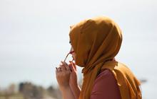 Viral Siswi Menangis di Azerbaijan, Diduga Ditolak Karena Jilbab Usai Aturan Seragam Diubah