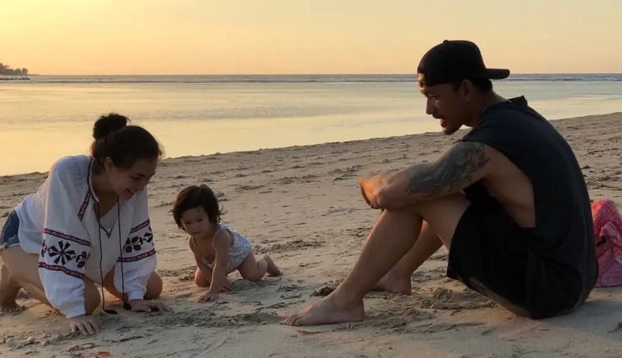 (Instagram/atiqahhasiholan)