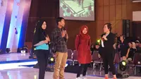 Direktur Progamming SCM Harsiwi Achmad memberikan materi tentang dunia pertelevisian kepada ratusan peserta EGTC 2018 Bandung di Graha Sanusi Hardjadinata, Universitas Padjajdaran, Kota Bandung, Kamis (6/12/2018). (Huyogo Simbolon)