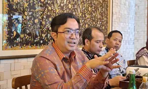 Corporate Secretary Taspen, Henra. (Liputan6.com/Arief Rahman H)