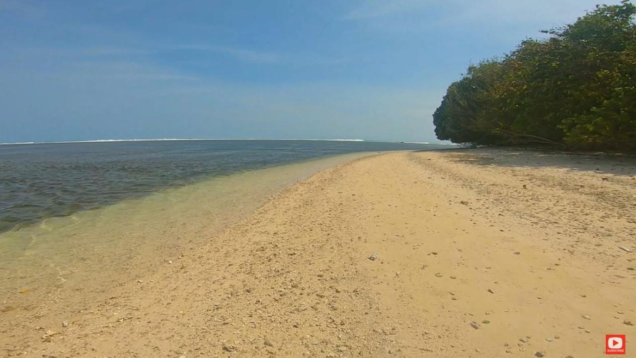 Terdapat Pulau Dadakan saat Surut