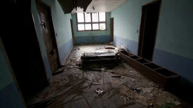 Menyeramkan, inilah suasana rumah sakit yang ditinggal hampir 22 tahun lebih.